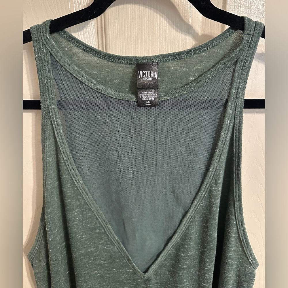Victoria's Secret Sport Mesh Front V-Neck Tank Top, Heathered Green, Sz L - Picture 4 of 7